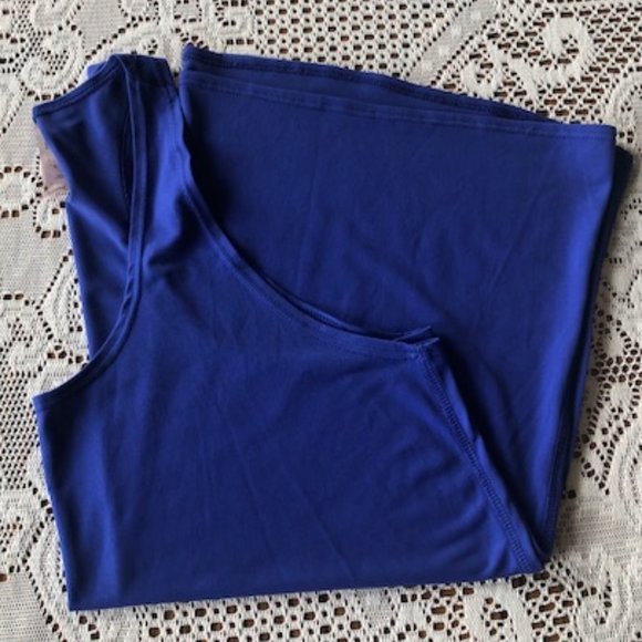 4 Tank Tops - size Large - Picture 4 of 9